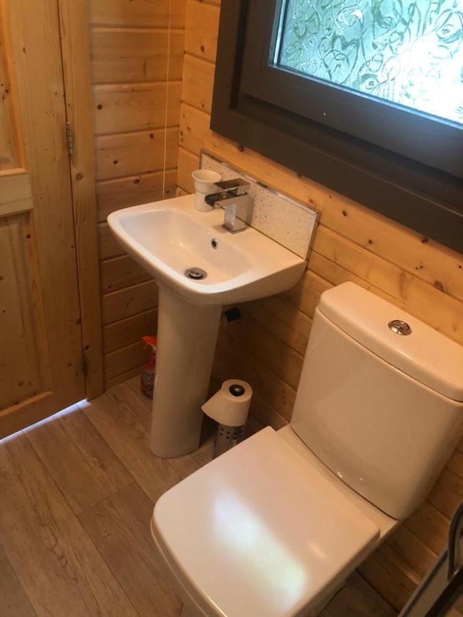 Nancy'S Cabin Mosborough Екстериор снимка